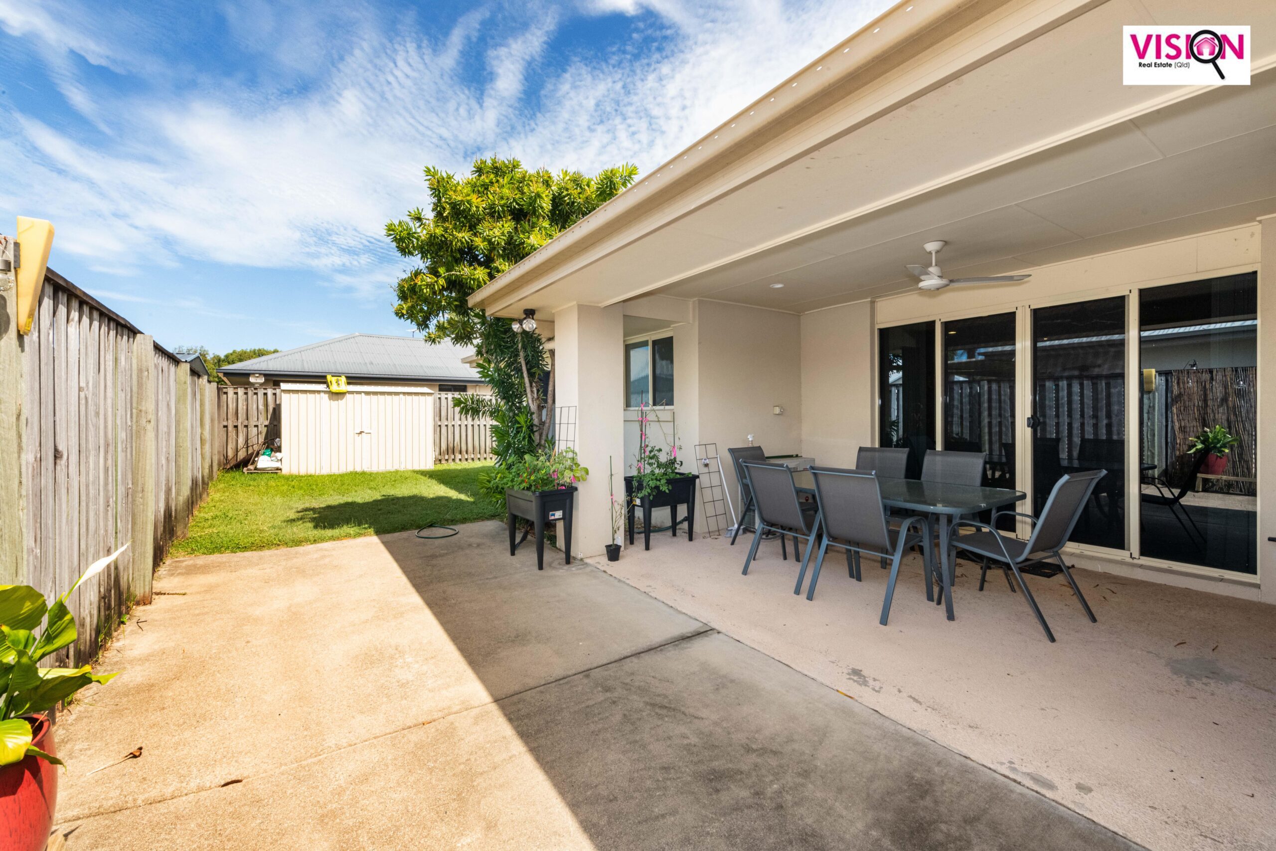 1/4 Coogee Terrace, Blacks Beach QLD 4740 Vision